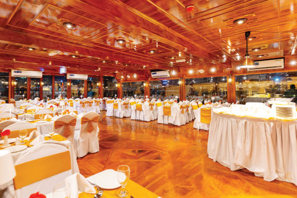 al-seef-bur-dubai-side-cruise